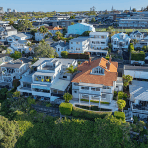 Luxury homes in Auckland—foreign buyer interest unlikely to shift wider housing market
